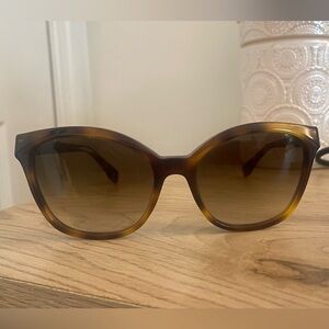 Fendi Women’s tortoise Cat Eye sunglasses
